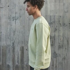 Outlet ✨ POC Crew Lifestyle ✨ 48 POC Crew Lifestyle