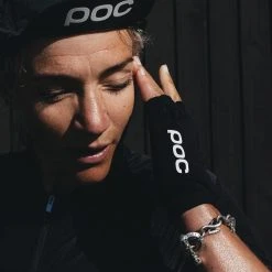 POC Essential Short Glove